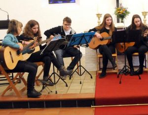 Mehr über den Artikel erfahren Benefiz Konzert – Klangvielfalt für Uganda