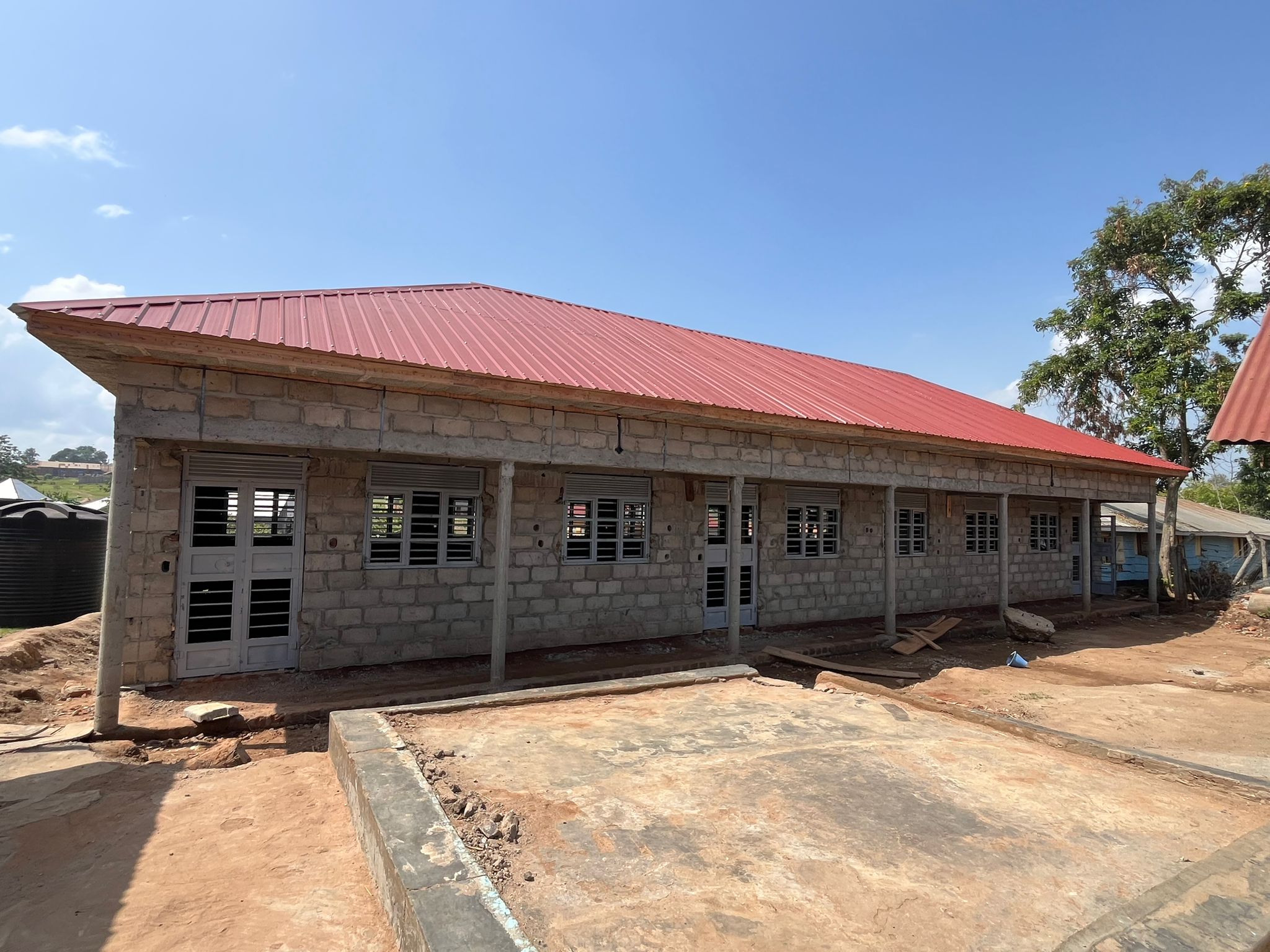 Mehr über den Artikel erfahren Wiederaufbau: Stein für Stein